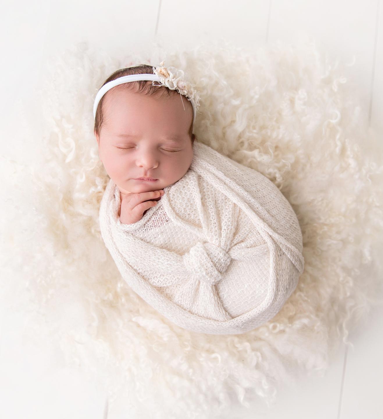 newborn-photography-wrapping-improve-with-these-five-tips